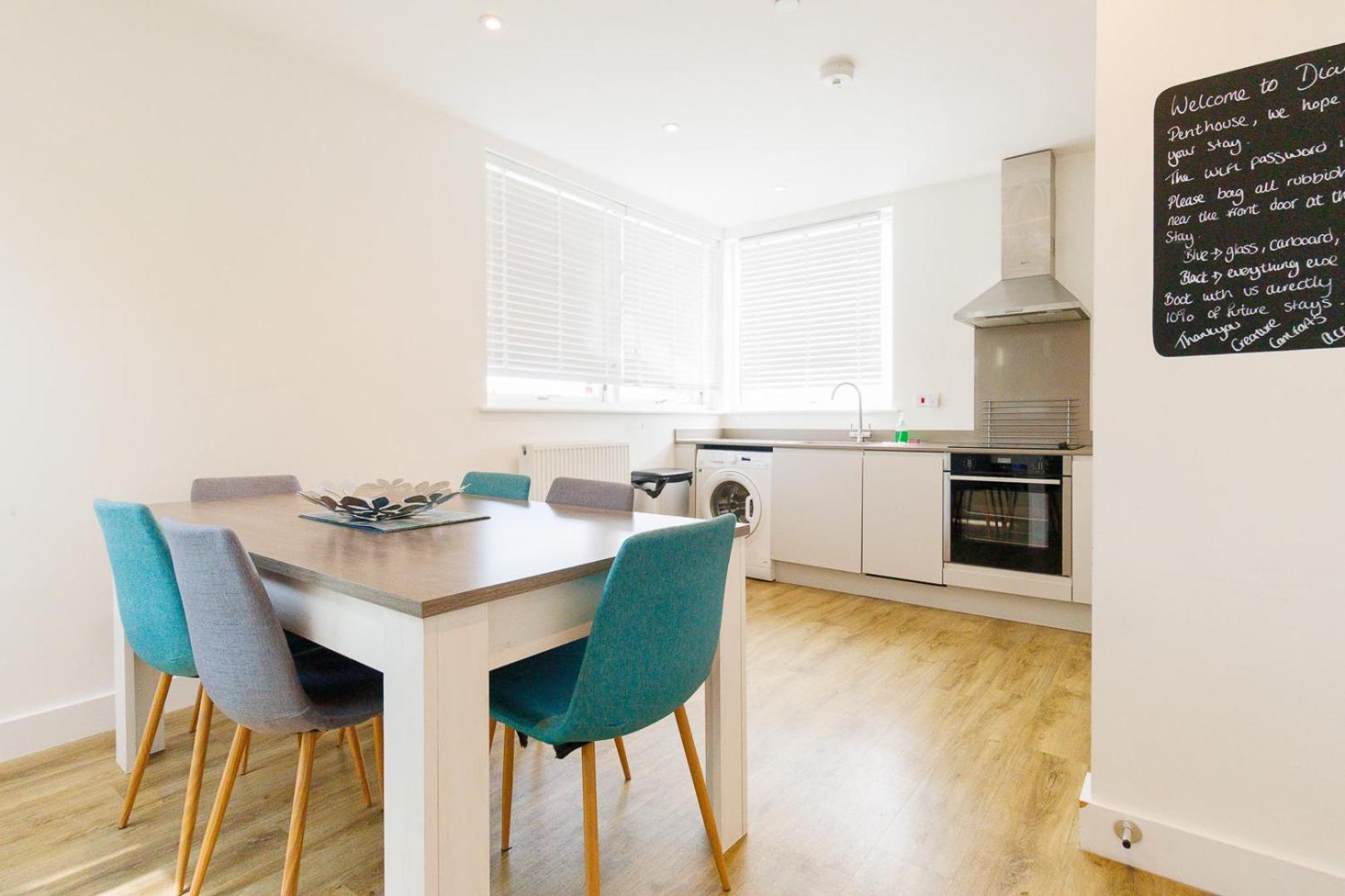 City Centre, Sleeps 7, Stunning Views & Parking, Interconnected Rooms Long Stay Work Contractor Leisure, Diamond Penthouse Cambridge  Ngoại thất bức ảnh