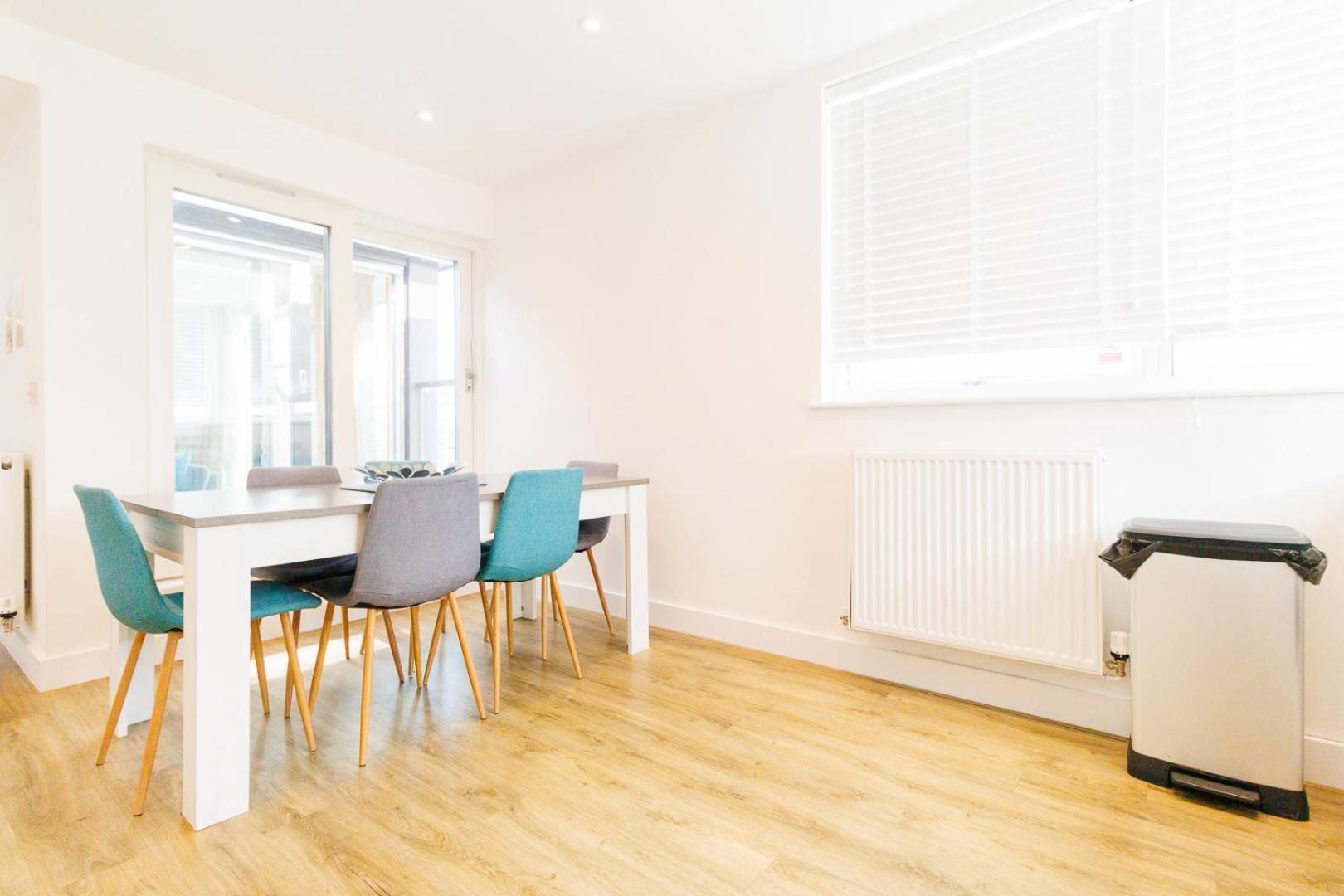 City Centre, Sleeps 7, Stunning Views & Parking, Interconnected Rooms Long Stay Work Contractor Leisure, Diamond Penthouse Cambridge  Ngoại thất bức ảnh